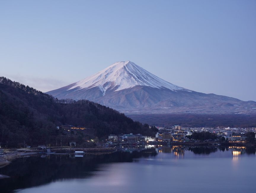 Mount Fuji, Kamakura, Lake Ashi and Big Buddha Day Tour