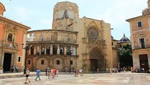 Valencia art and architecture guided tour with tickets
