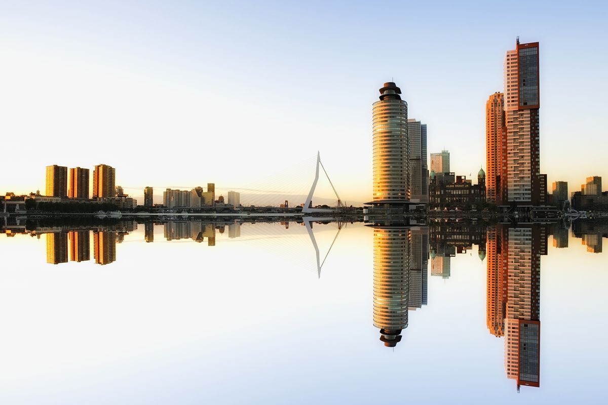 Rotterdam Highlights: Spy Exploration Game and Tour