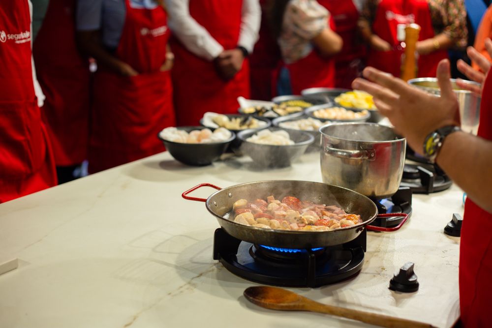 Greek Cooking Class with Market Visit and Lunch
